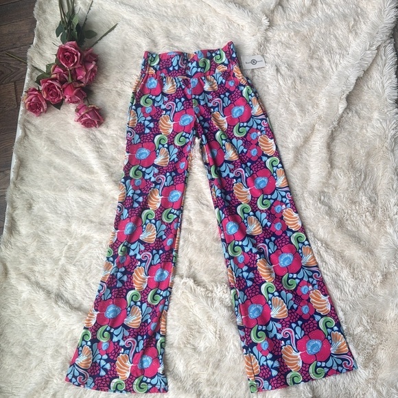 Kaeli Smith Pants - Kaeli Smith Leopard Floral Patterned Wide-Leg Pants